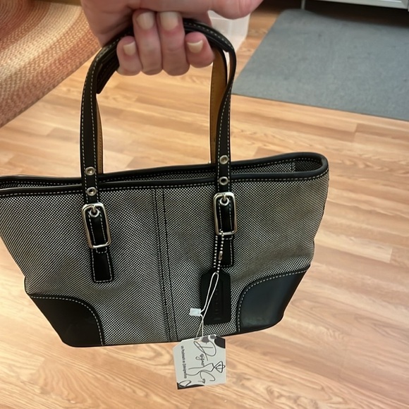 Coach, Small Checkered Hand Bag/Tote in Black & Cream,Iconic, Timeless, Classic - Picture 1 of 8
